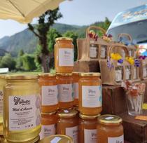 En plus de la miellerie de St André les Alpes, retrouvez-nous au marché bi-hebdomadaire de Castellane et sur les foires estivales ! 