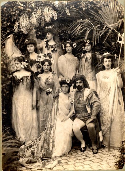 Visite thématique : Les fêtes chez Loti