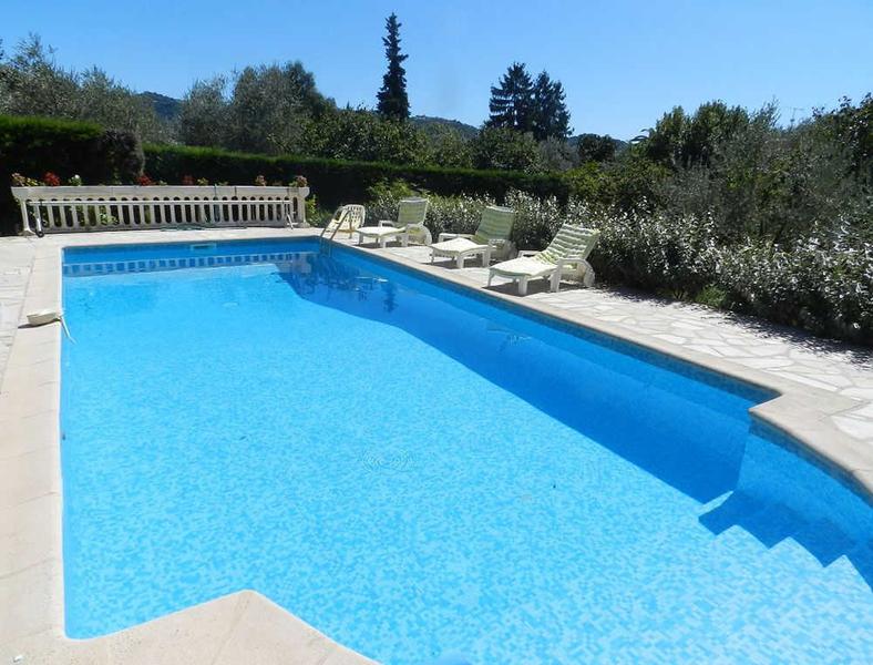 Gîte Au Plan de Carros-Piscine-Carros-Gîtes de France Alpes-Maritimes  