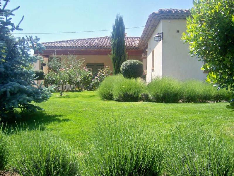 Gîte les 3 Baous - Jardin - Saint Jeannet - Gîtes de France Alpes- Maritimes
