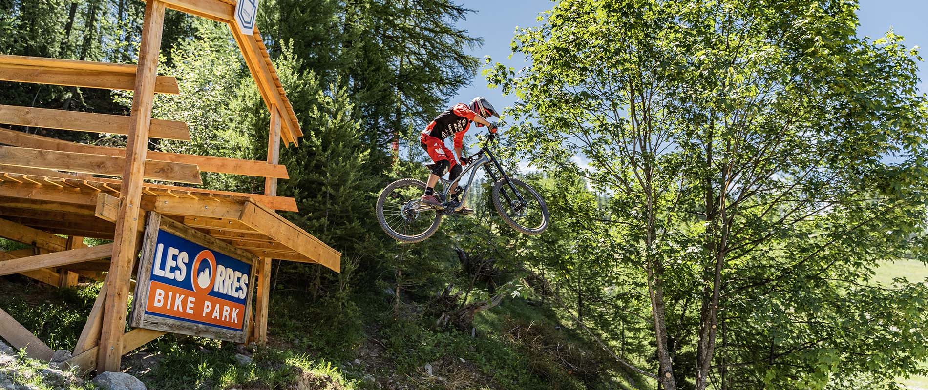 Bike park & chairlifts open on week-end of september