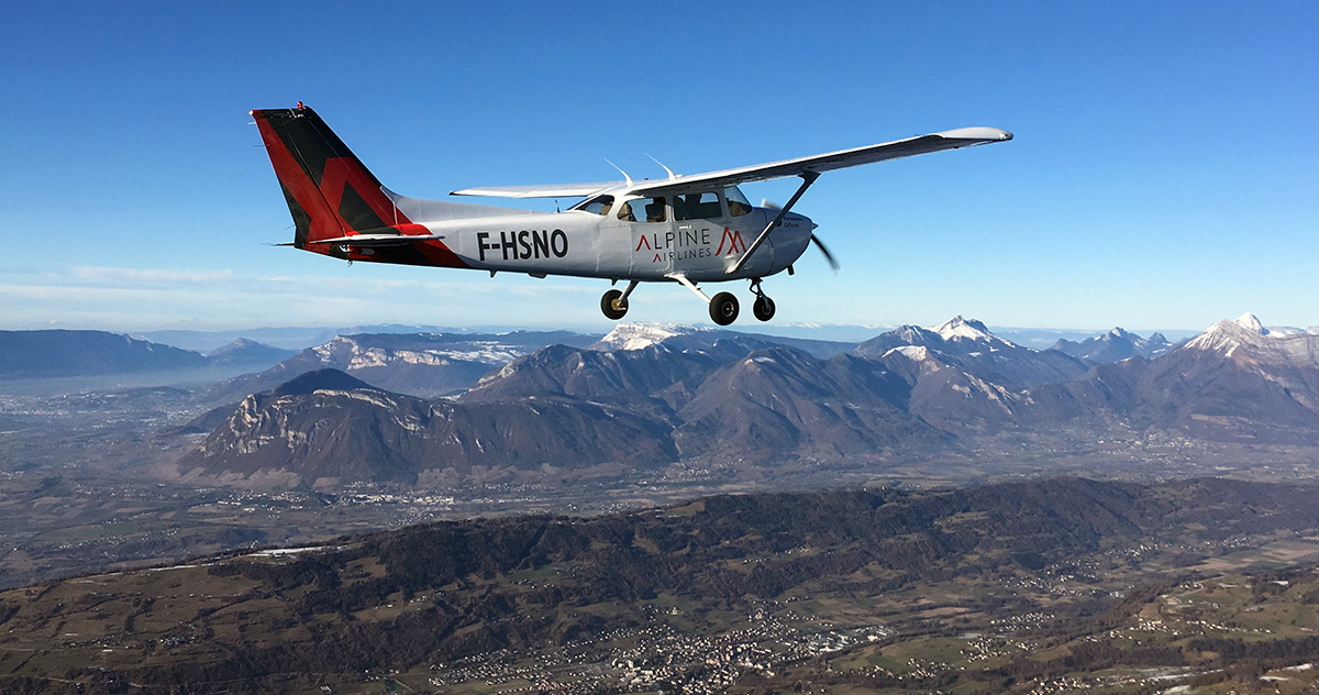 alpineairlinesaixlesbainsrivieradesalpes