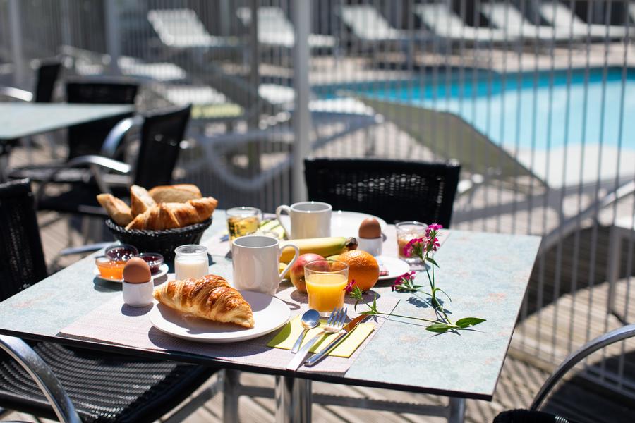 Petit déjeuner