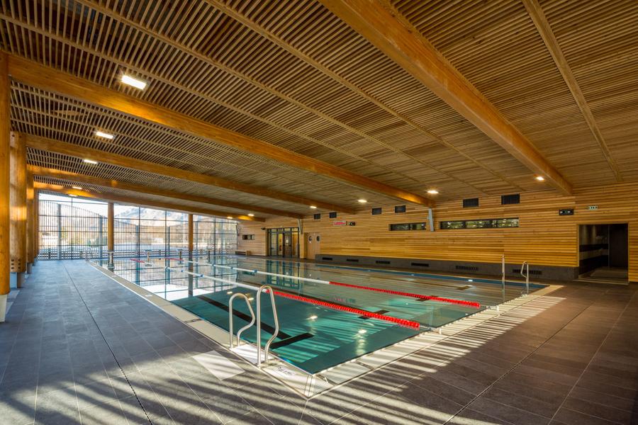 - © Marianne Piscine Municipale « Alain Fardella » - © Marianne