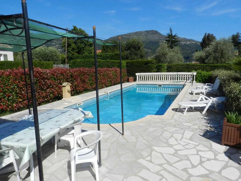 Gîte Au Plan de Carros-Piscine-Carros-Gîtes de France Alpes-Maritimes  