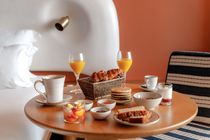 Petit- Déjeuner en chambre