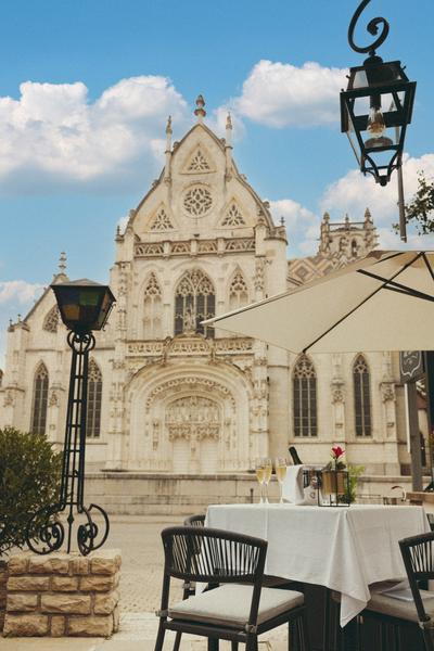 Vue sur le Monastère Royal