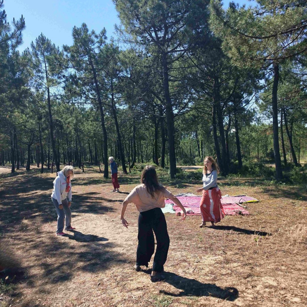Danse libre entre plage et forêt avec Barbara Jorby  ­