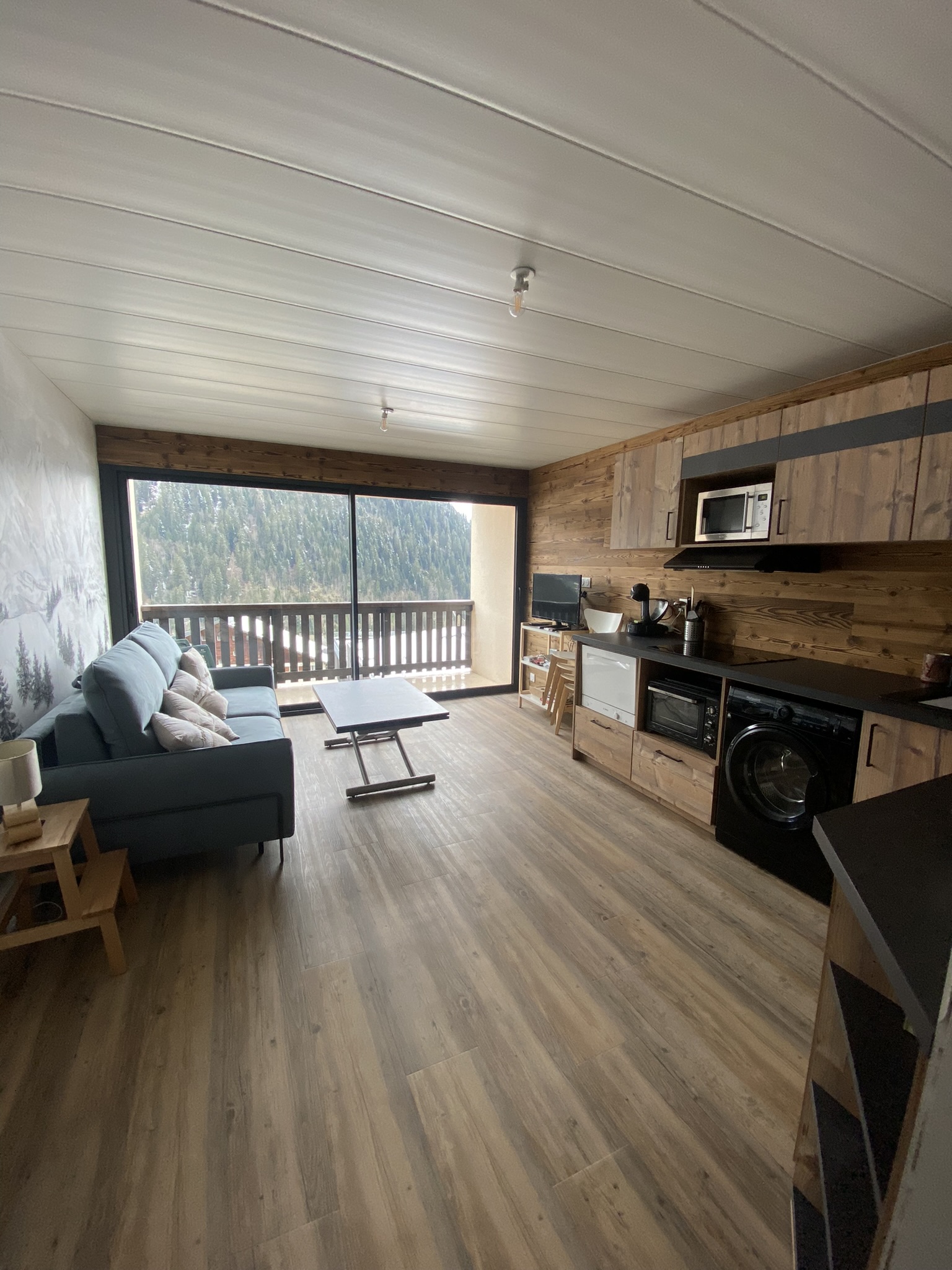 CB Interior designer - Châtel Tourist Office - France