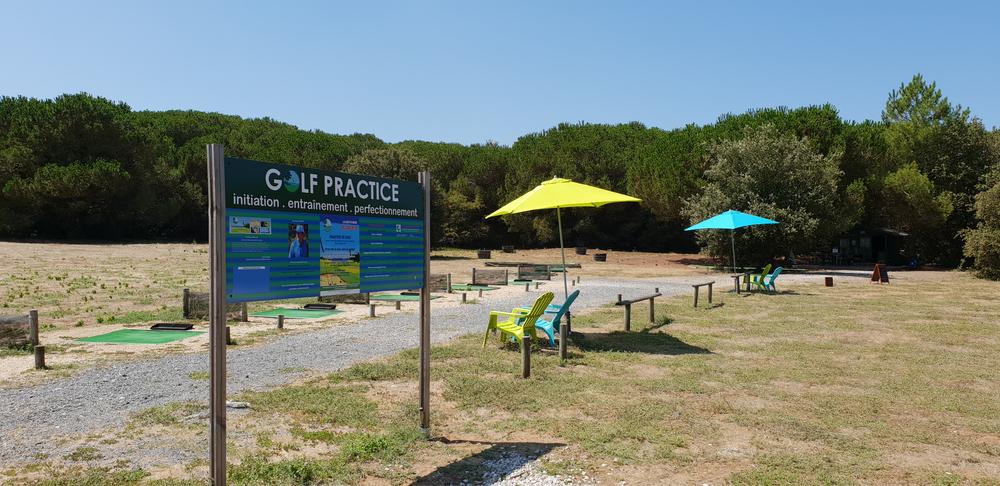 Cours et stages de golf au practice de La Flotte