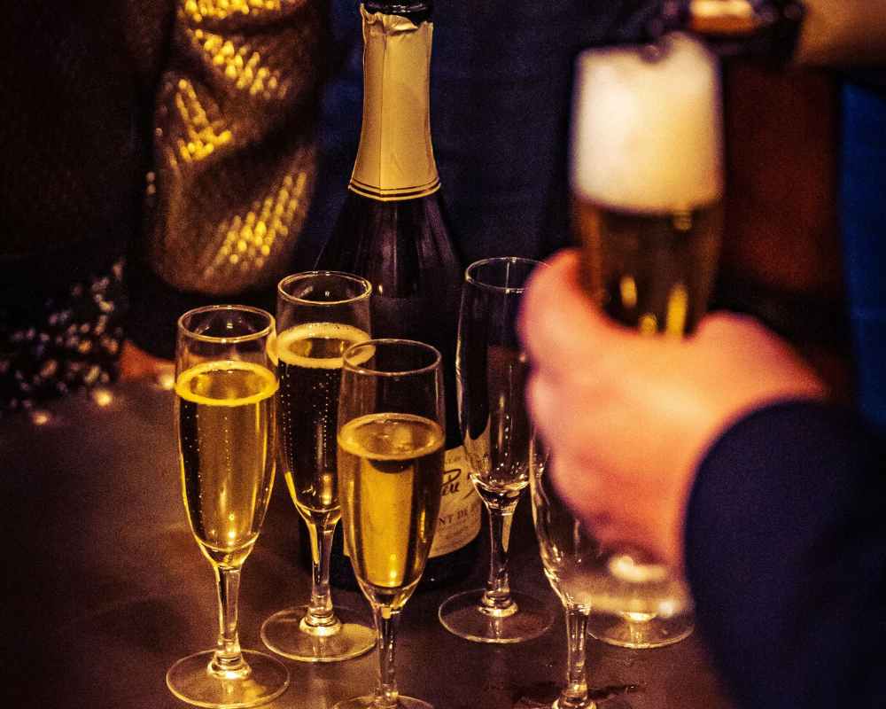 LES LARMES DU SOLEIL PET'NIGHT