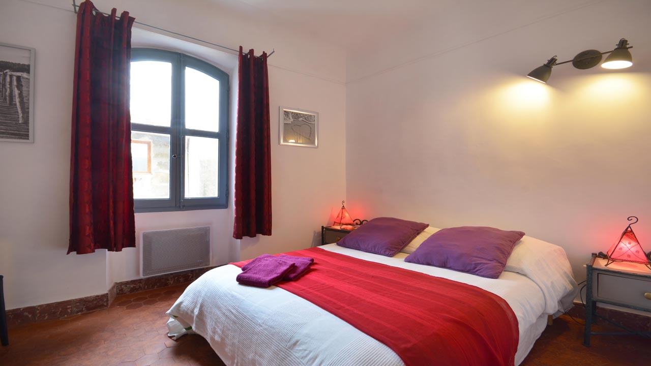L'Escalier Rouge, Arles - photo 11