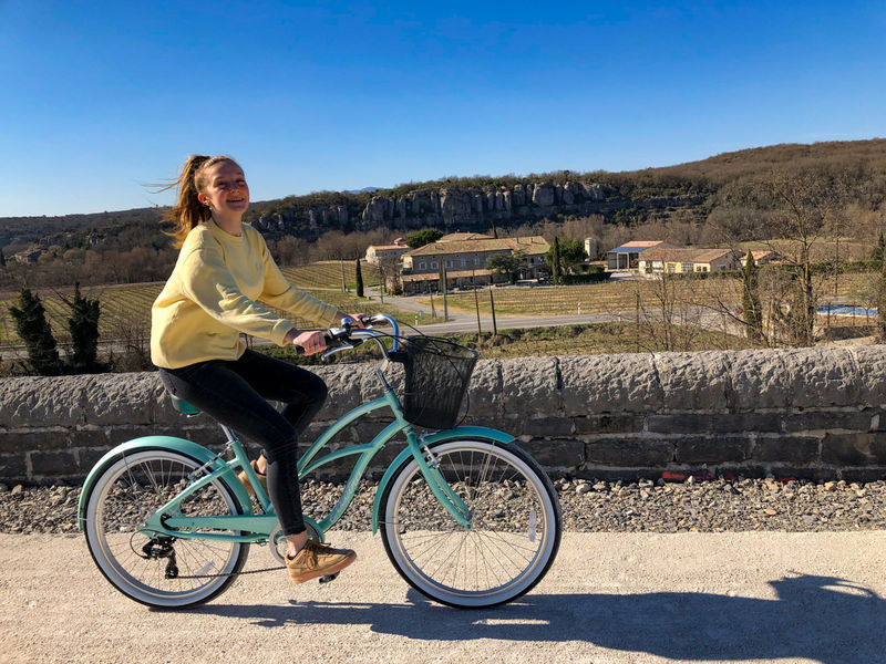 Location de vélos classiques et électriques avec Balazuc Loisirs