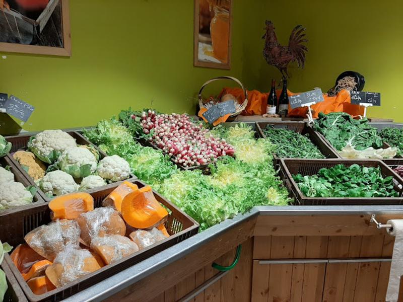 Saveurs paysannes, magasins de producteurs locaux - Crémieu, cité médiévale - Balcons du Dauphiné