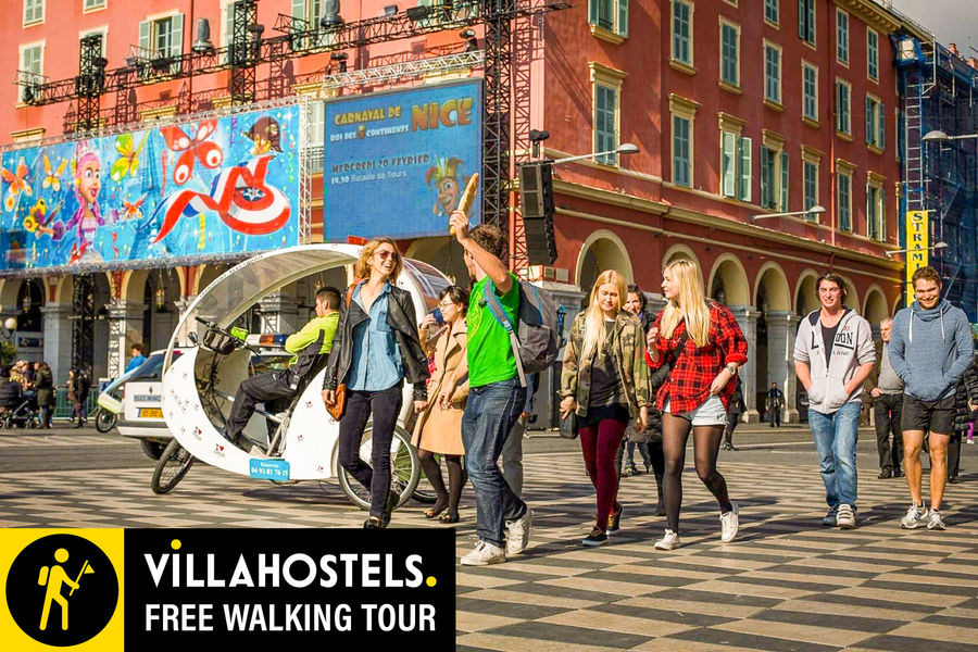 Free daily walking tour with Villahostels