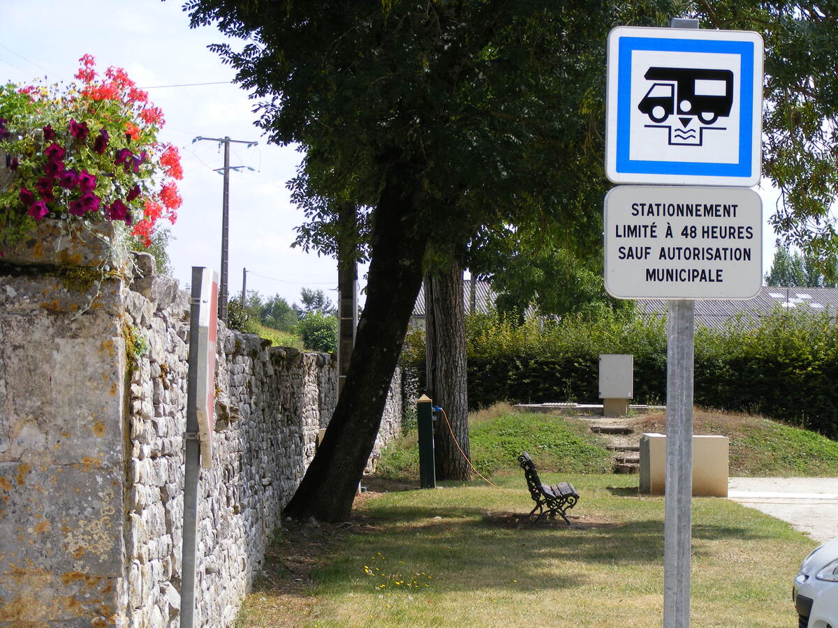 Aire de camping cars