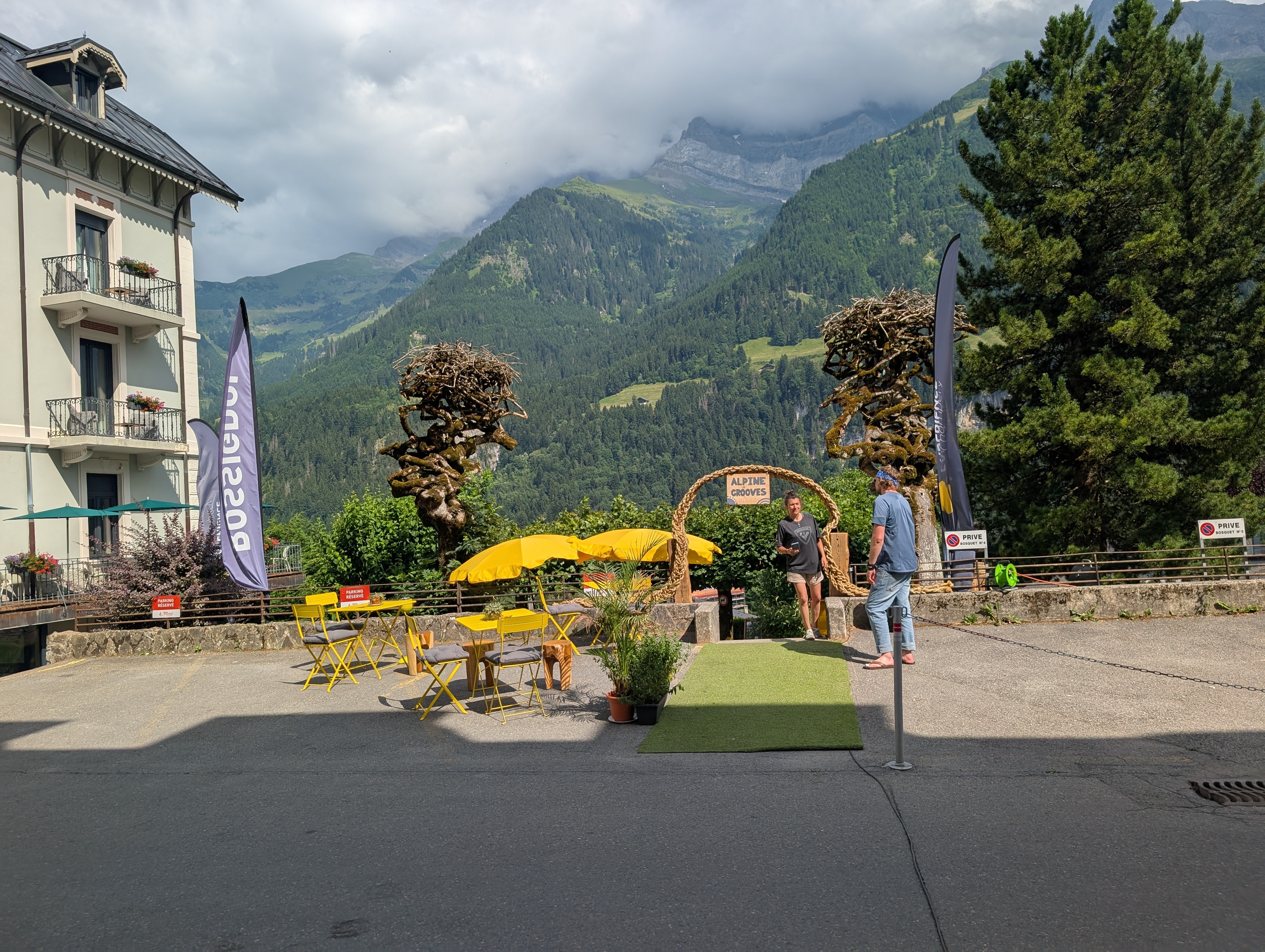 Alpine Grooves
