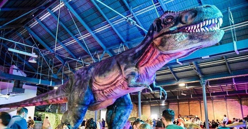 Super-héros et dinosaures expo_Divonne-les-Bains