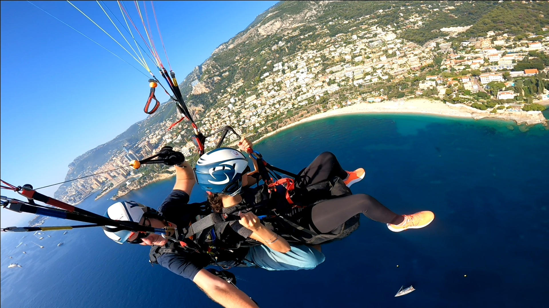 Baptème bi-place avec arrivée sur la plage de Roquebrune Cap Martin