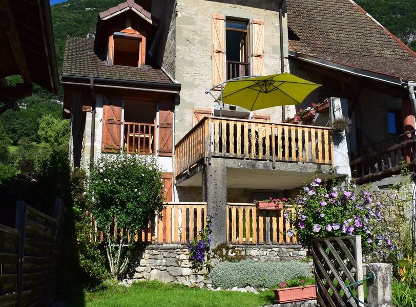 Maison d'Hôtes "Autour du Soleil"