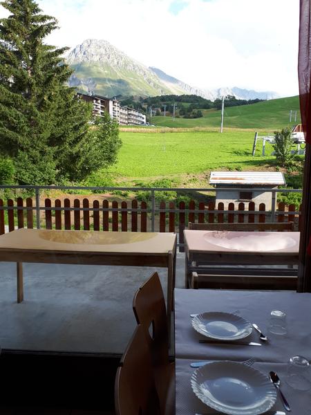 La Maison Blanche, vue sur le Mont Emy