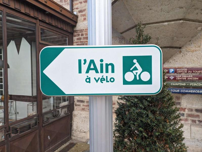 Panneau Ain à vélo
