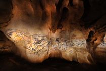 92 animaux en mouvement sont représentés dans le panneau des lions, salle du fond© Patrick Aventurier - Grotte Chauvet 2 Ardèche (2)