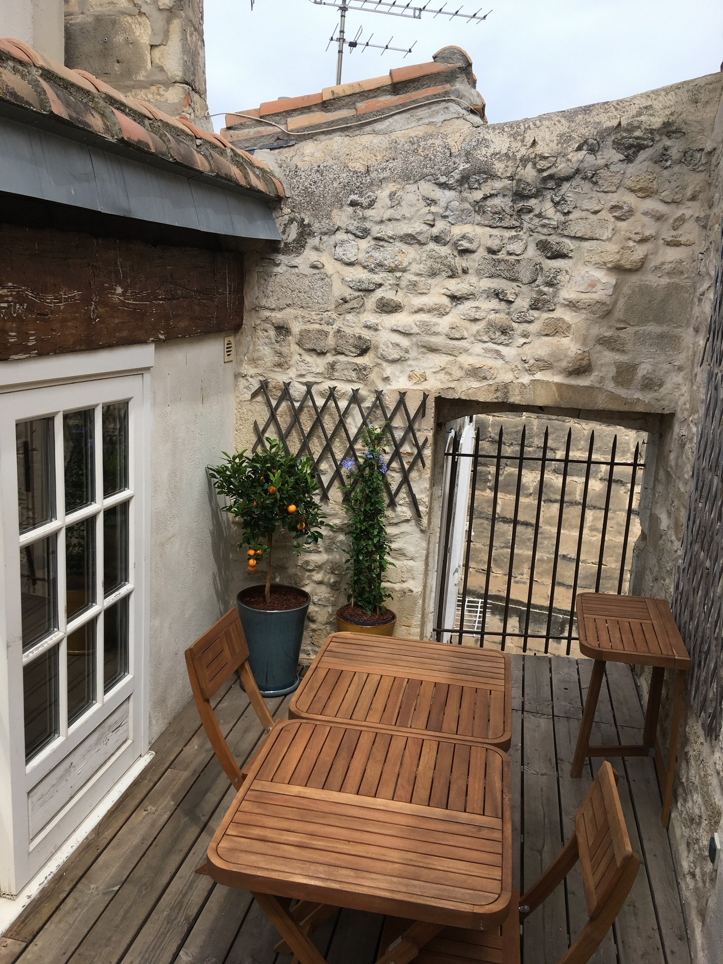 La Roquette, Arles - photo 4