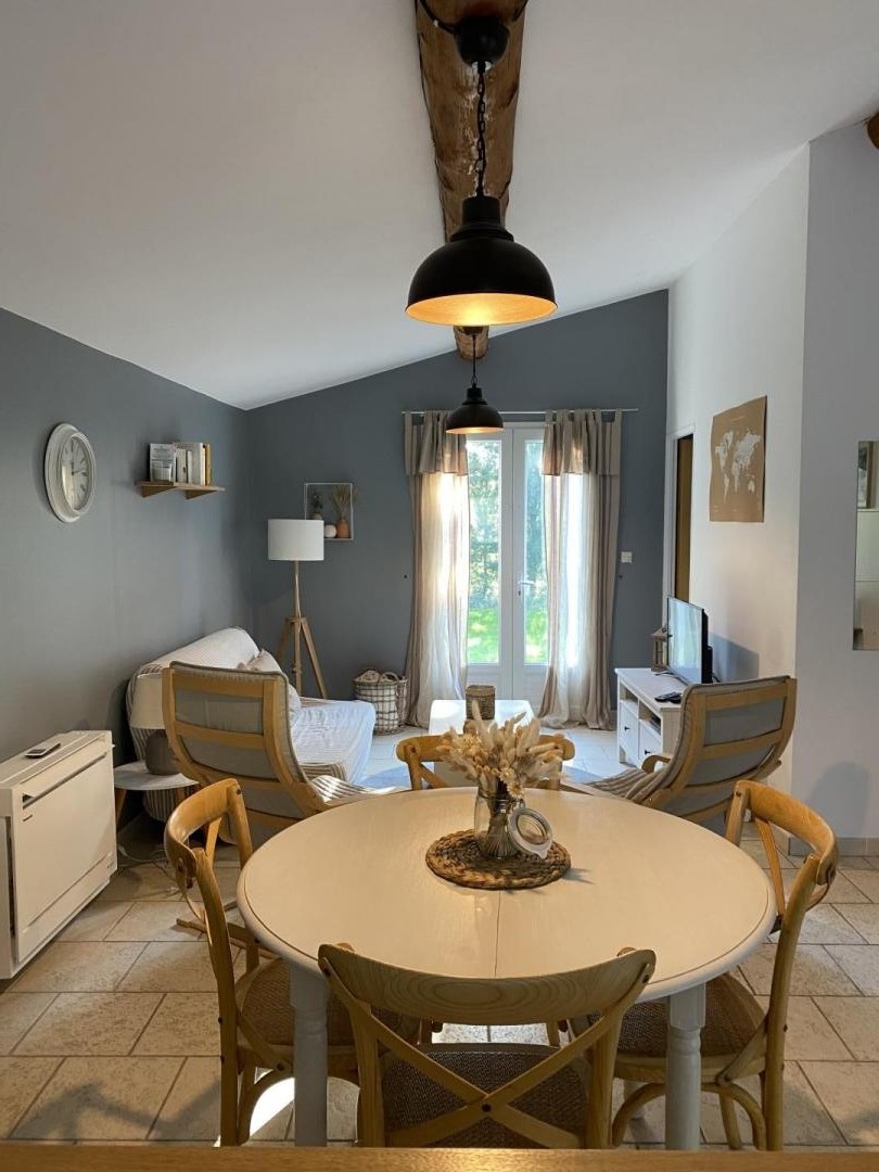 Les Bressières, Sénas - photo 11