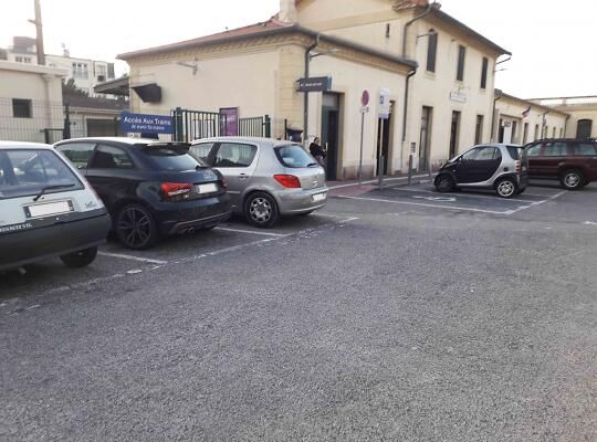http://Parking%20gare%20Beaulieu-sur-Mer