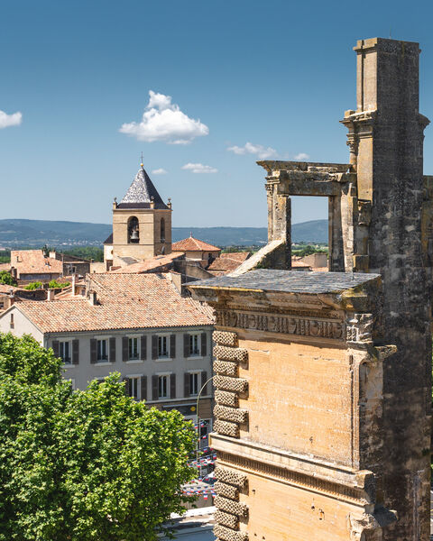 La Tour d'Aigues