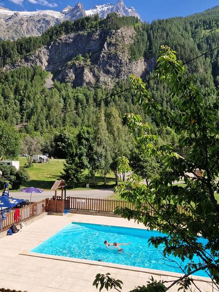 La piscine - © Le Gravelotte Camping le Gravelotte_La Grave - © Le Gravelotte