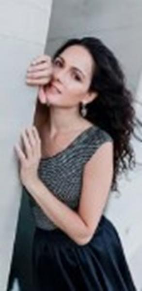 Les Musicales dans les Vignes : Ave maria de Melody Louledjian_Le Pradet