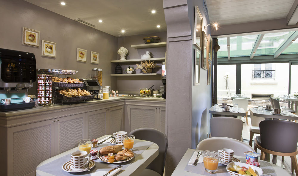 Petit-déjeuner à l'Hôtel Daumesnil 