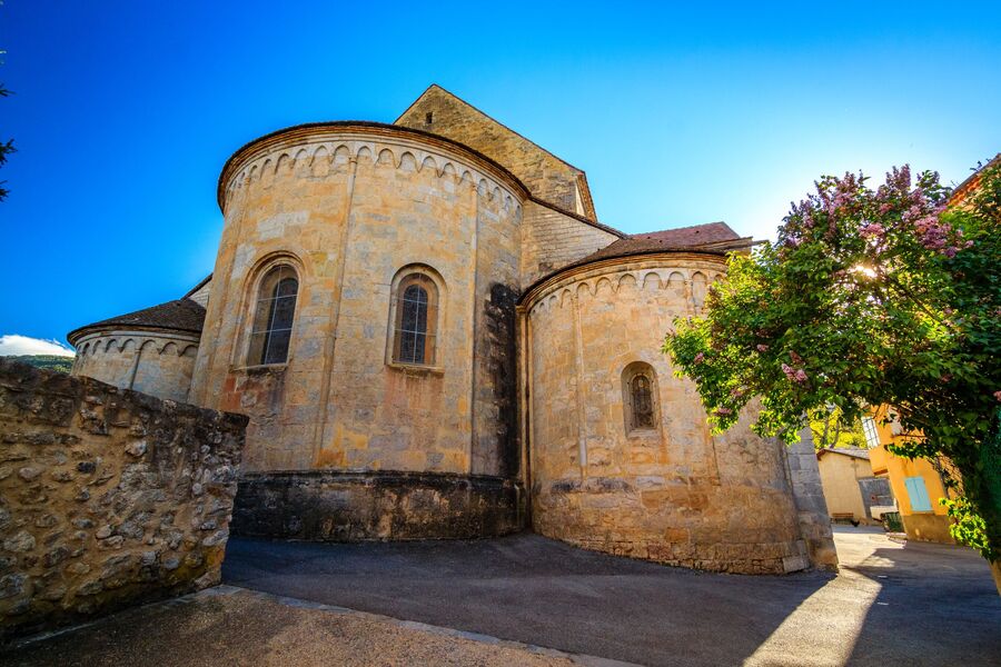 La cathédrale de Senez, joyau de l'art roman provençal - Visite guidée