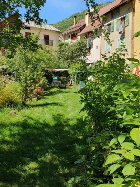 Gîte Le Portalet- Jardin -Saint-Etienne-de-Tinée - Gîtes de France des Alpes-Maritimes