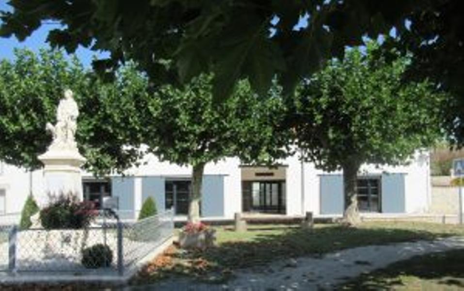 Salle des Fêtes de Saint-Just-Luzac