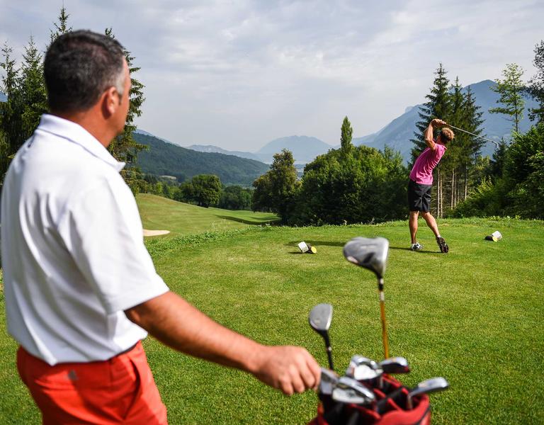 Giez Golf 18 & 9 trous vue Lac Annecy