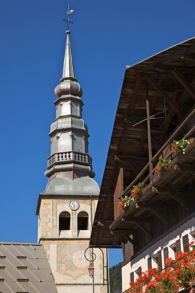 clocher-hauteluce-ete