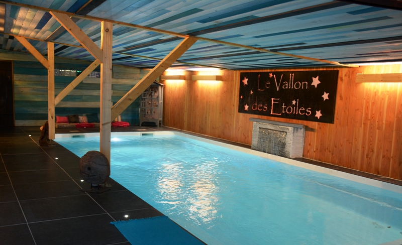 Le_Vallon_des_Etoiles_Le_Cottage_Refuge_des_Elfes_Piscine_privee_interieure_Ardeche_meridionale.jpg