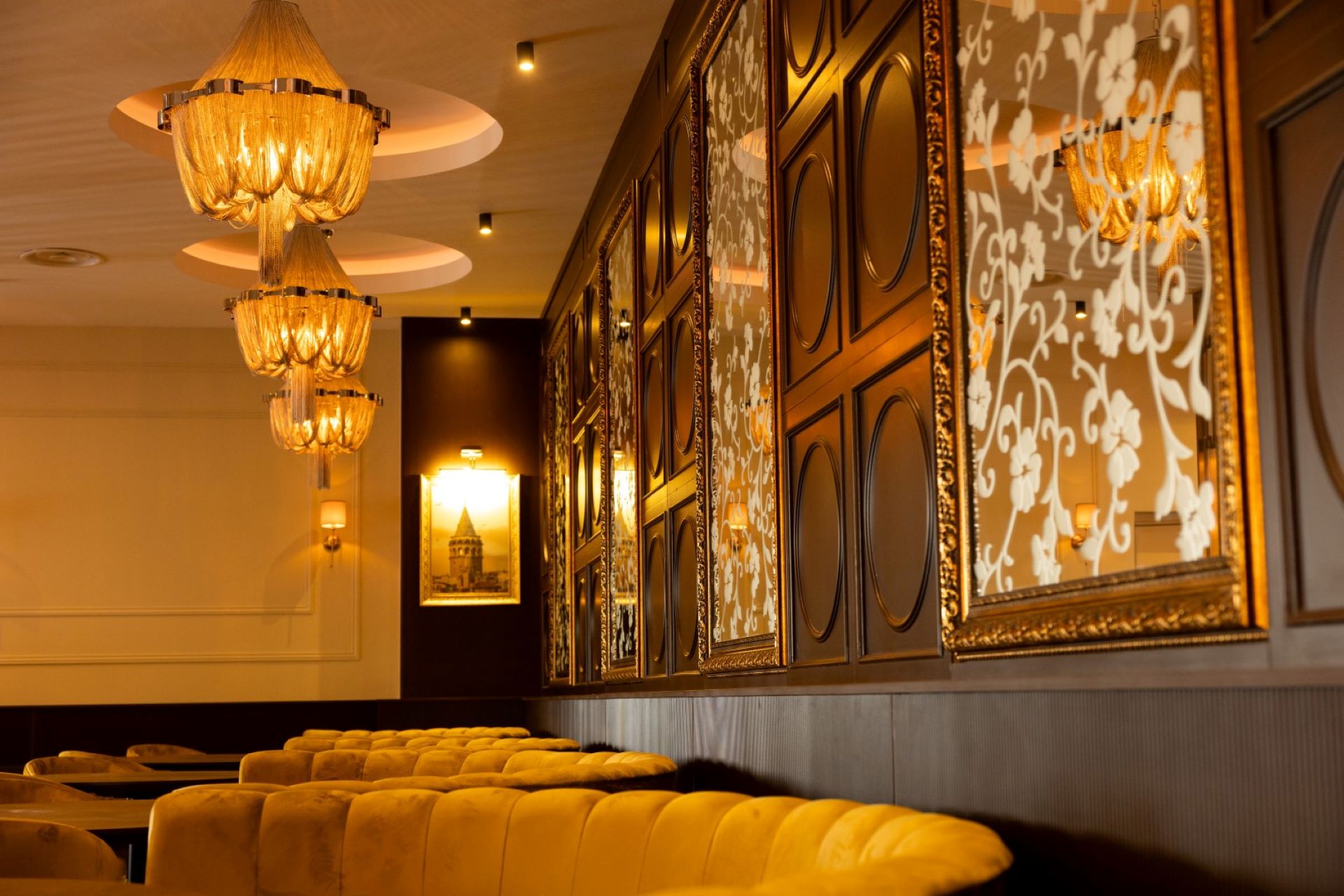 Roof Steak House_Fleury-Mu00e9rogis