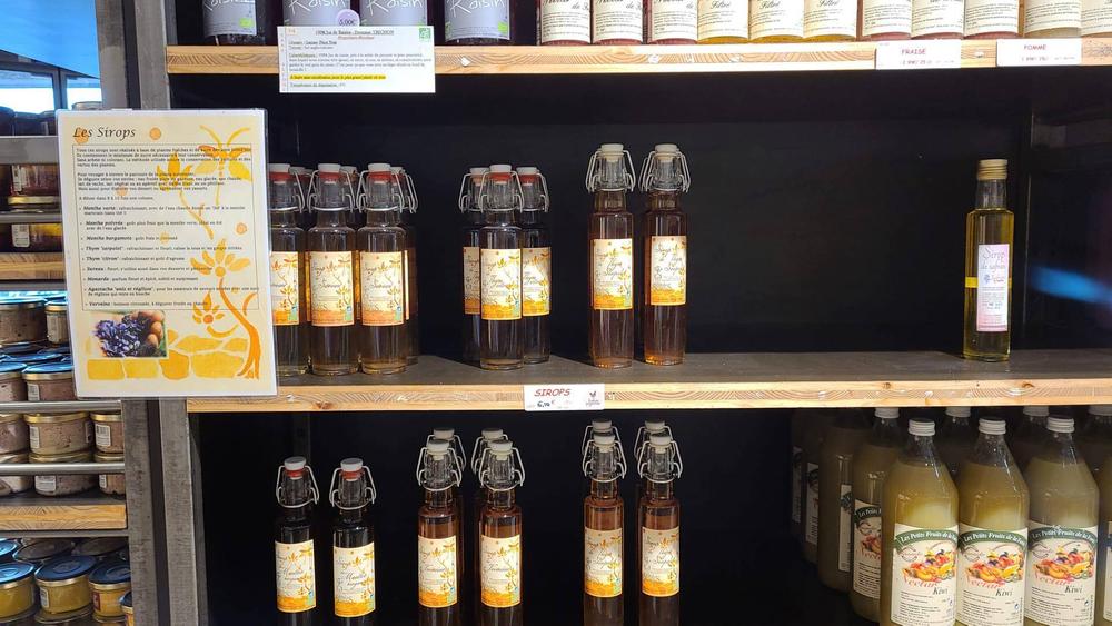 Saveurs paysannes, magasins de producteurs locaux - Crémieu, cité médiévale - Balcons du Dauphiné