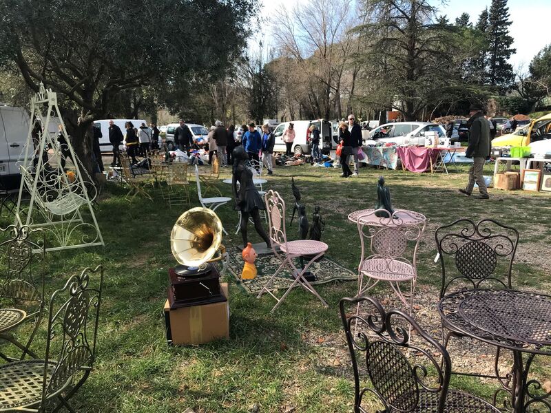 Brocante - Vide grenier