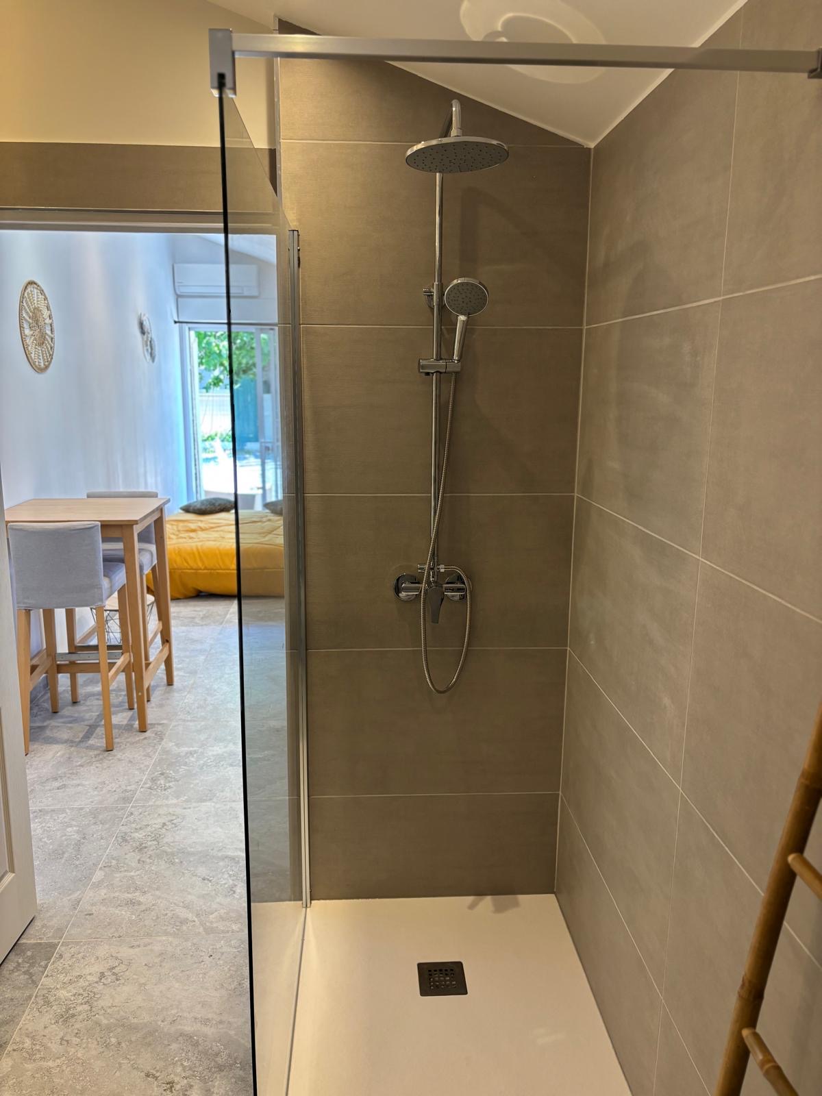 Studio essentiel, Istres - photo 2