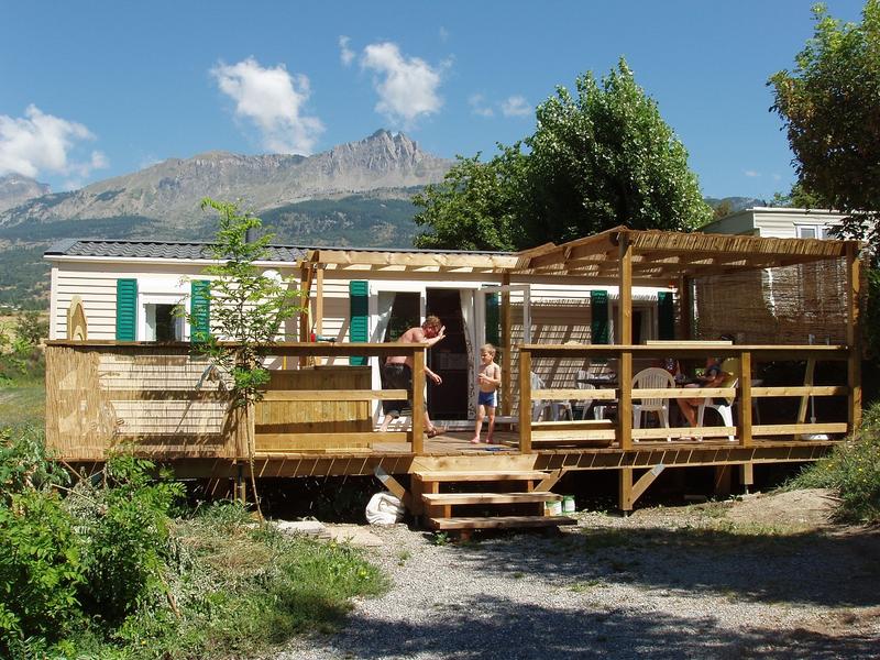 mobil home standard - Camping Le Serre du Lac - © Camping Le Serre du Lac