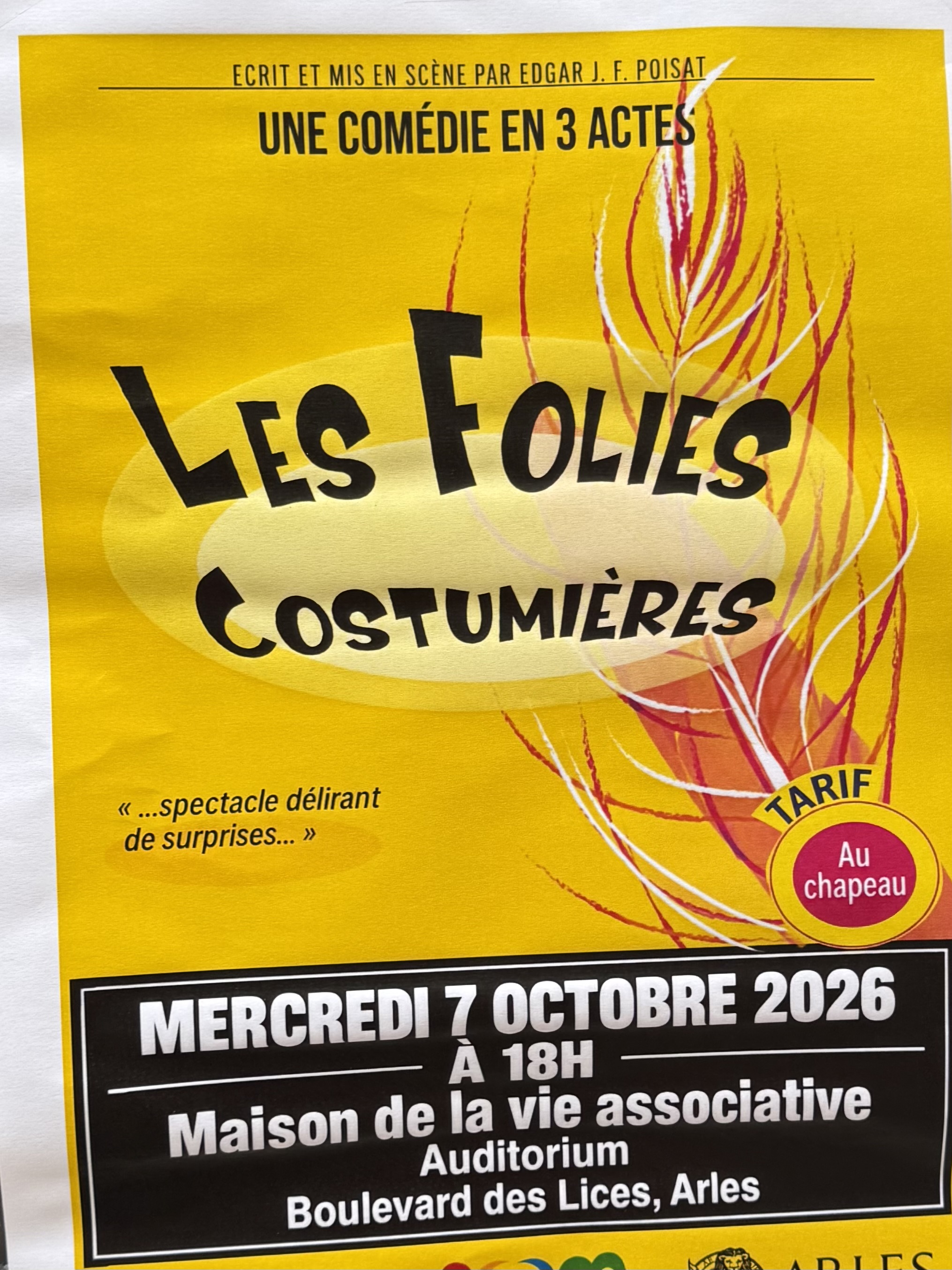 Les Folies Costumières