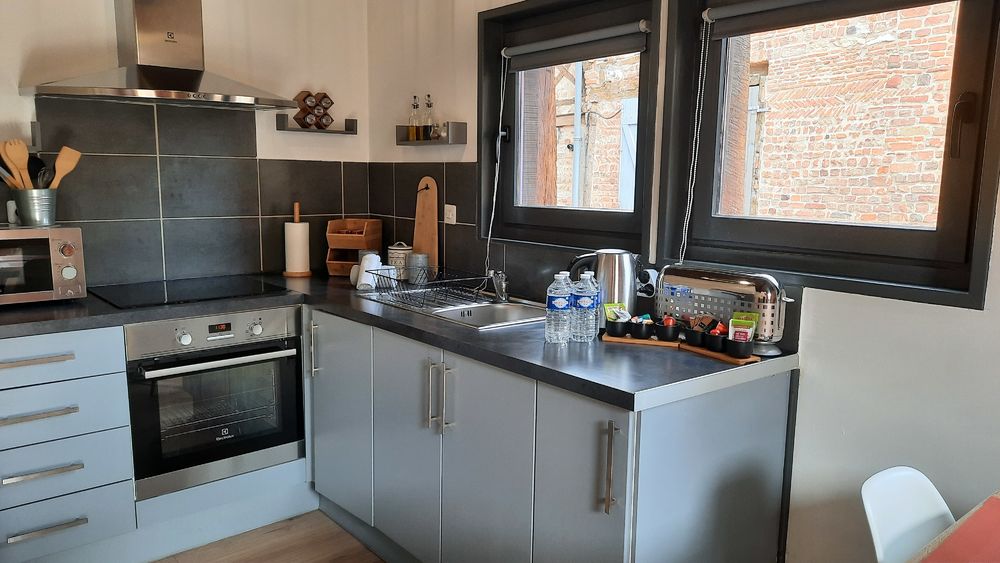 Cuisine de la fenêtre sur le marché