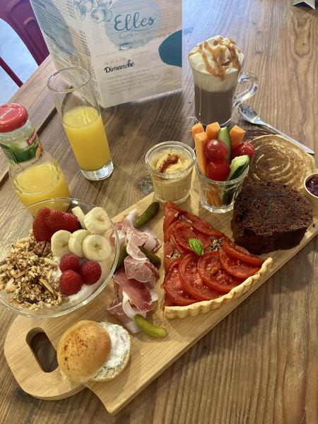 Elles Lunch Café - Morestel - Balcons du Dauphiné - Nord-Isère - à moins d'une heure de Lyon