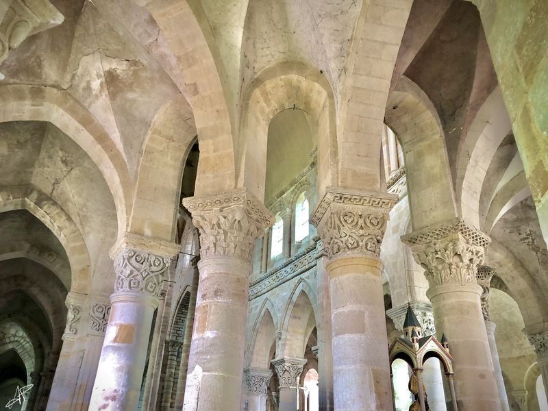 Eglise de Saint-Menoux
