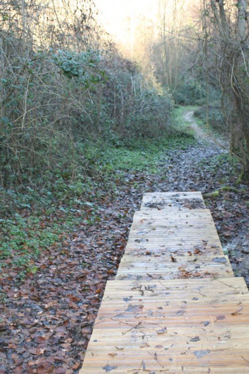 Sentier ' Chemin des fontaines- _Bren